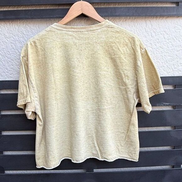 Ford Mustang “Eat My Dust” Graphic Cropped T-Shirt in Tan/Yellow | Medium - Picture 2 of 6